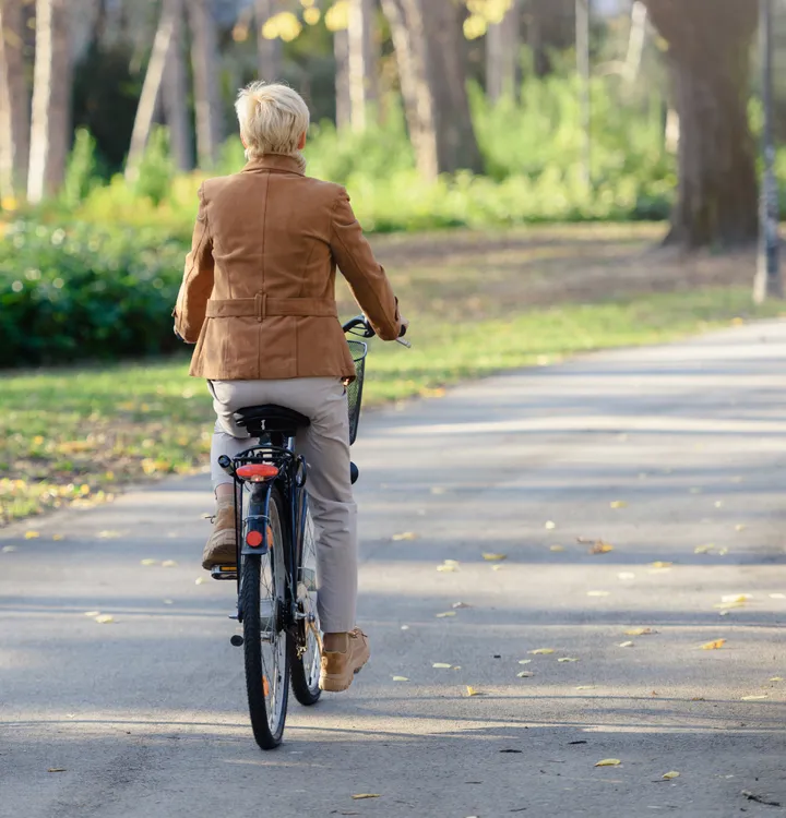 - mevrouw Lijsen (69)