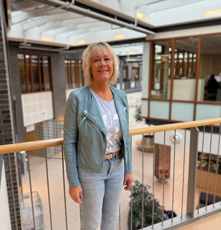 – mevrouw Kommerkamp (68)