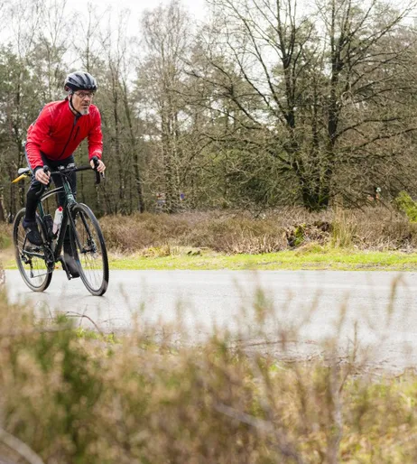 Fietser liggend in actie 3